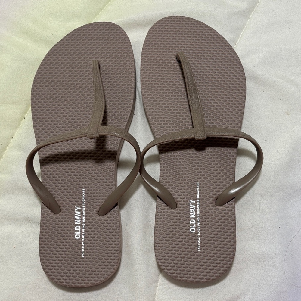 Old Navy Taupe Flip Flops